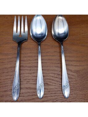 Oneida Tudor Plate Queen Bess II Serving Spoon Meat Fork 3 Pc Set Silverplate